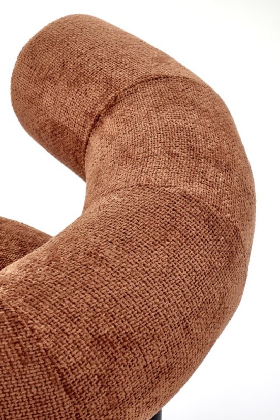 Křeslo HAZARD skořicové